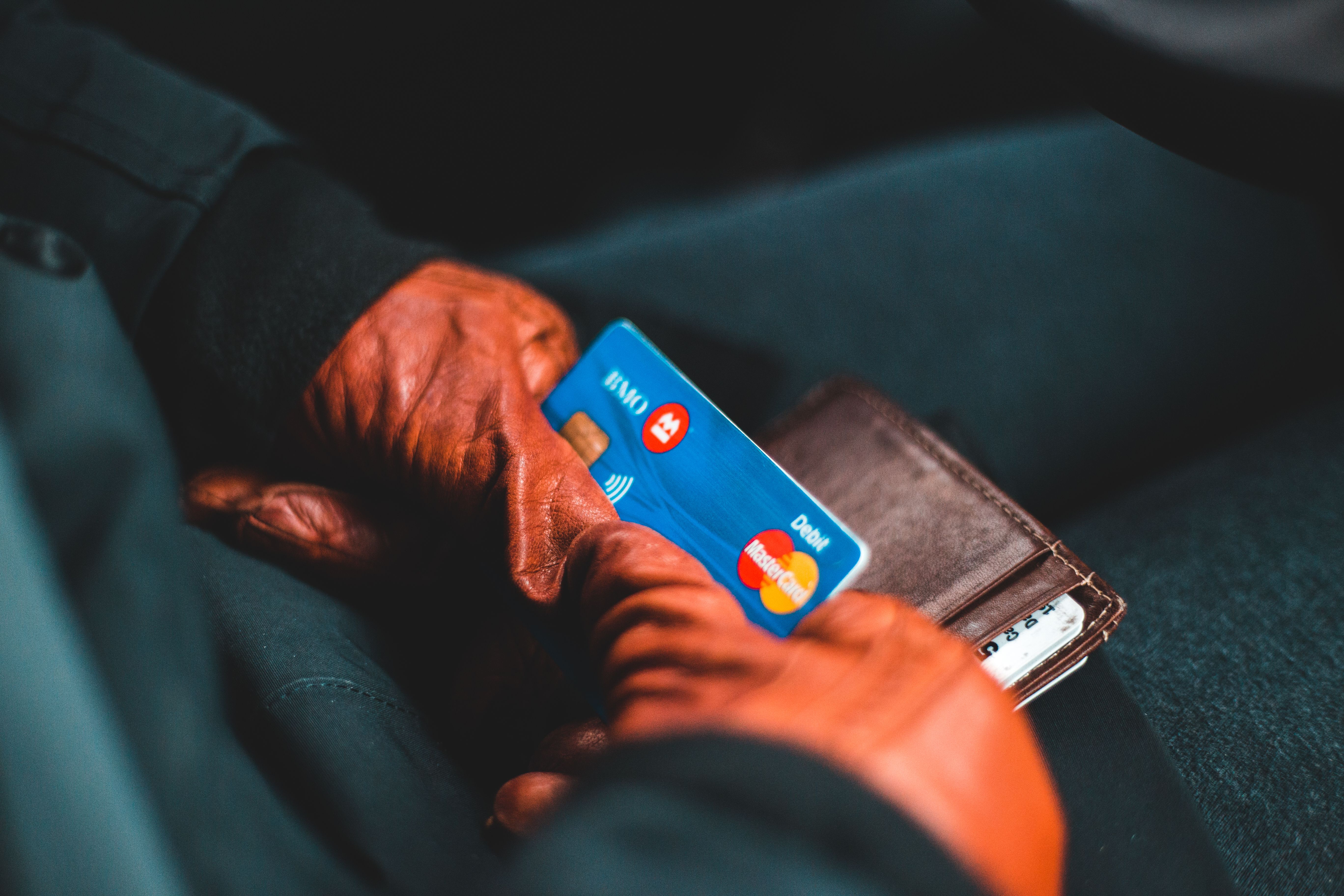 What Happens If Your Bank Blocks Your Debit Card Without Notice: This Ruling Explains Compensation