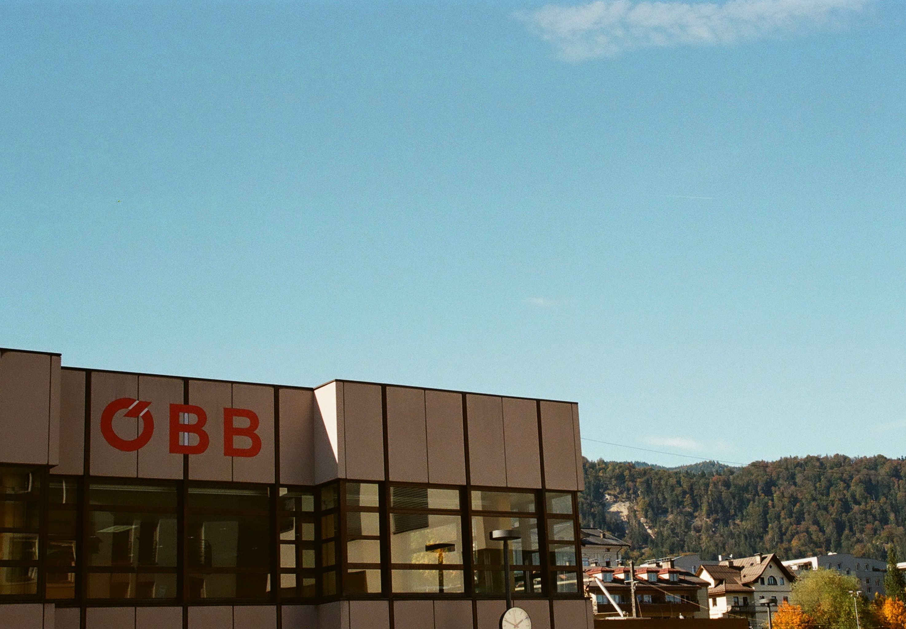 Modern Building with ÖBB Logo in Kufstein · Free Stock Photo