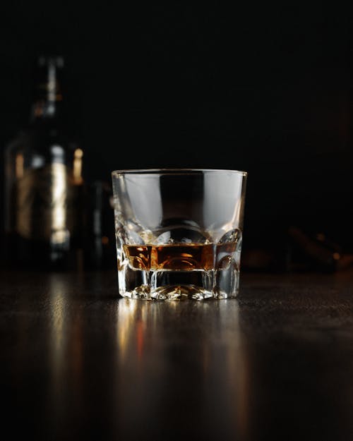 Kostnadsfria Kostnadsfri bild av alkohol, bar, bourbon Stock foto