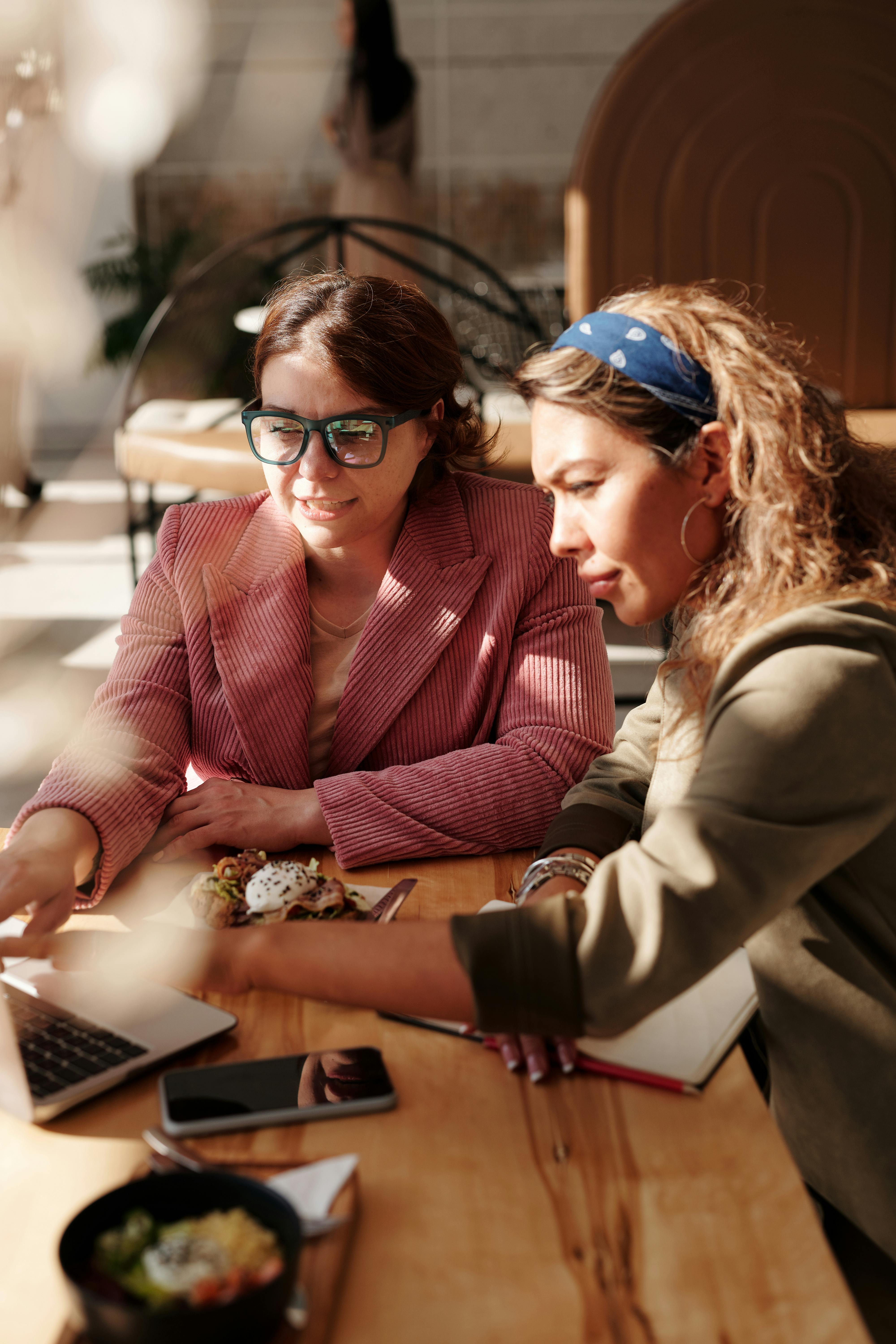 women having a meeting