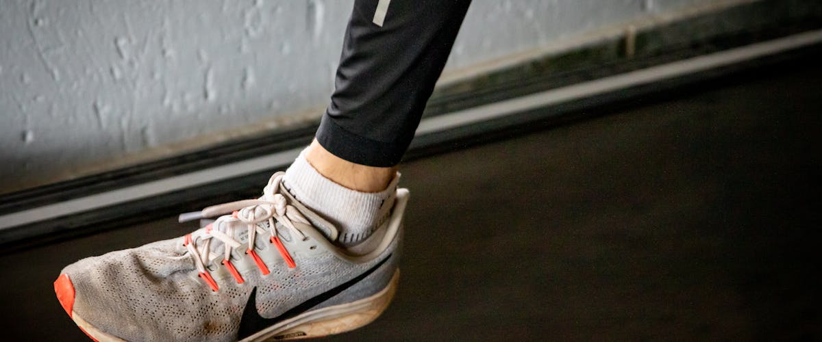 Running Shoes for Overpronators: Complete Guide 2026