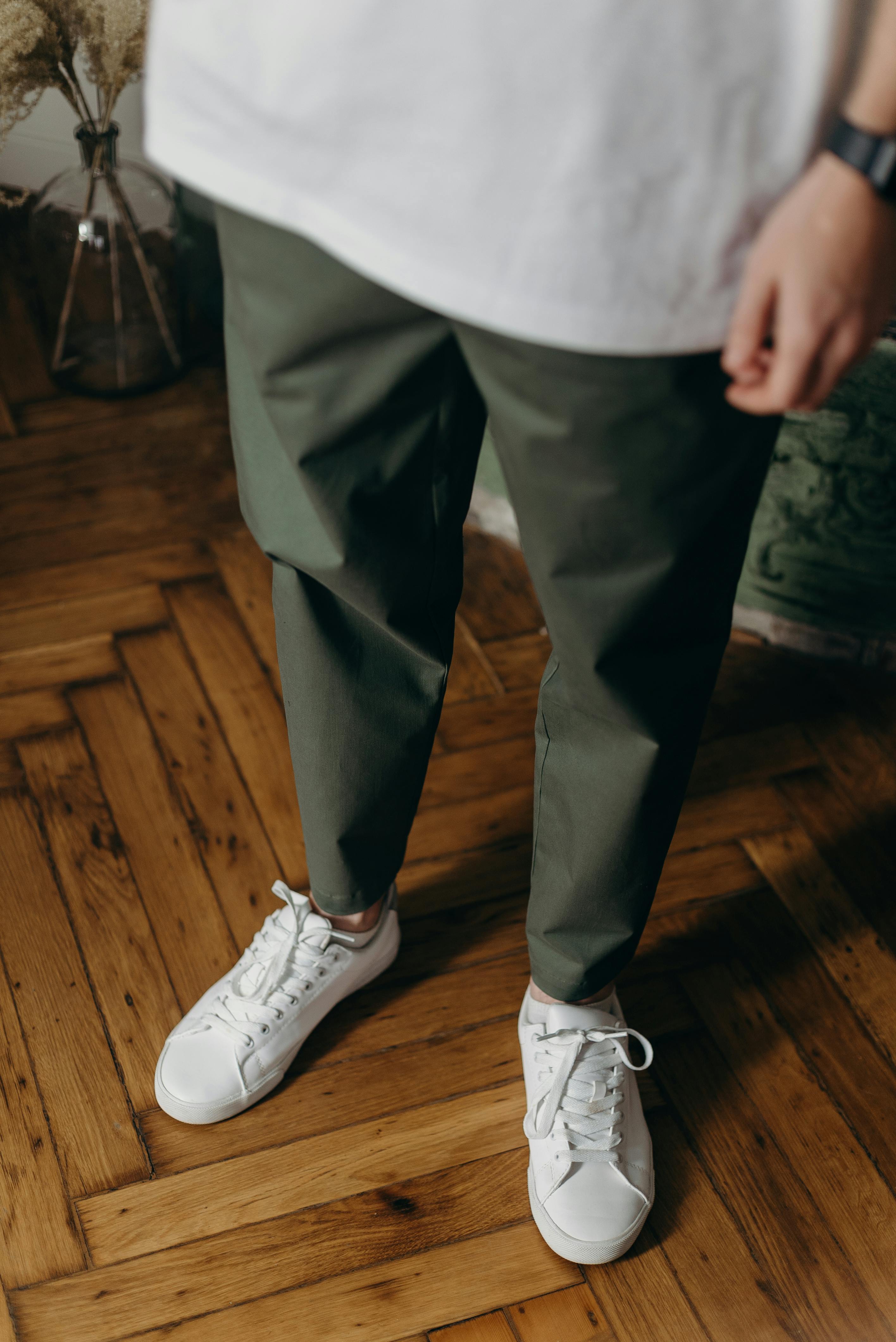 nike pants black and white