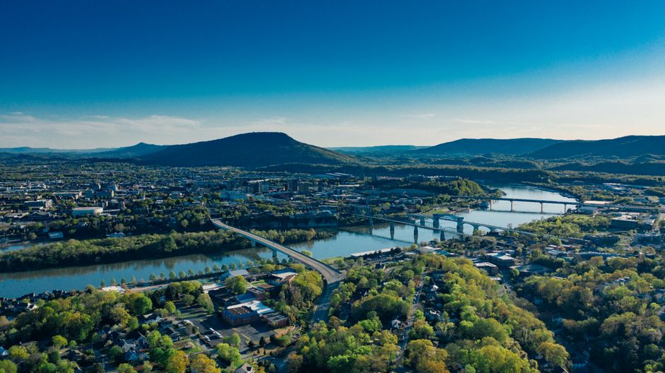 Best Douglas Lake View Scenic Helicopter Tour Review: A 6-Minute Flight Over Tennessee's Hidden Gem Review 2026 - Breathtaking aerial view of Chattanooga, TN, showcasing the river and scenic landscapes.
