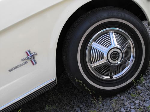 Free stock photo of american car, automobile, car Stock Photo