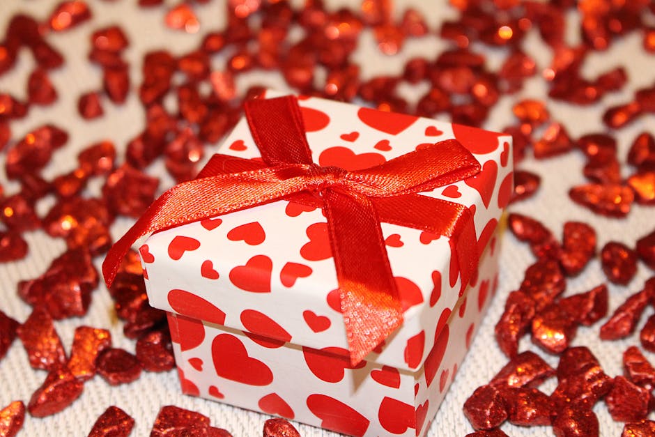 Red and White Heart Print Box