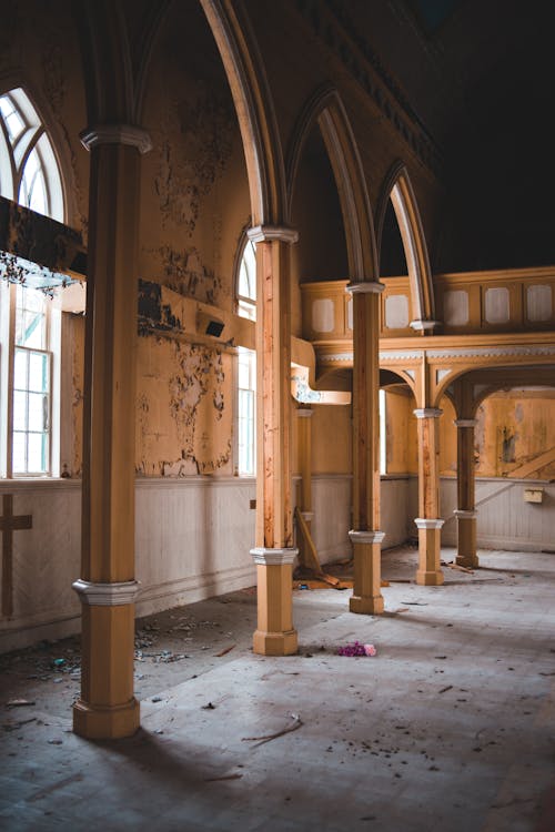 Free Abandoned Church Building Stock Photo