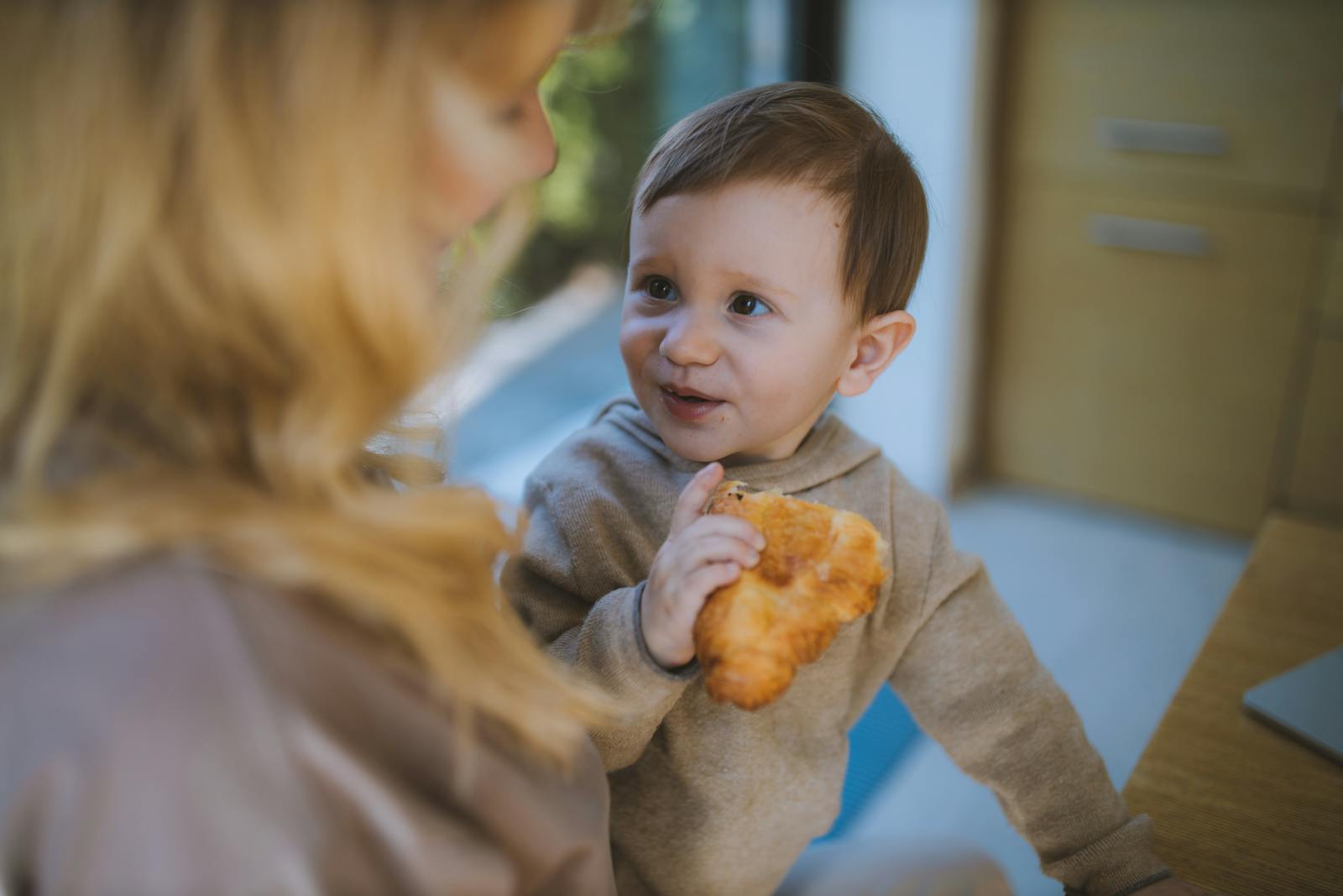 Baby Food Photos, Download The BEST Free Baby Food Stock Photos & HD Images