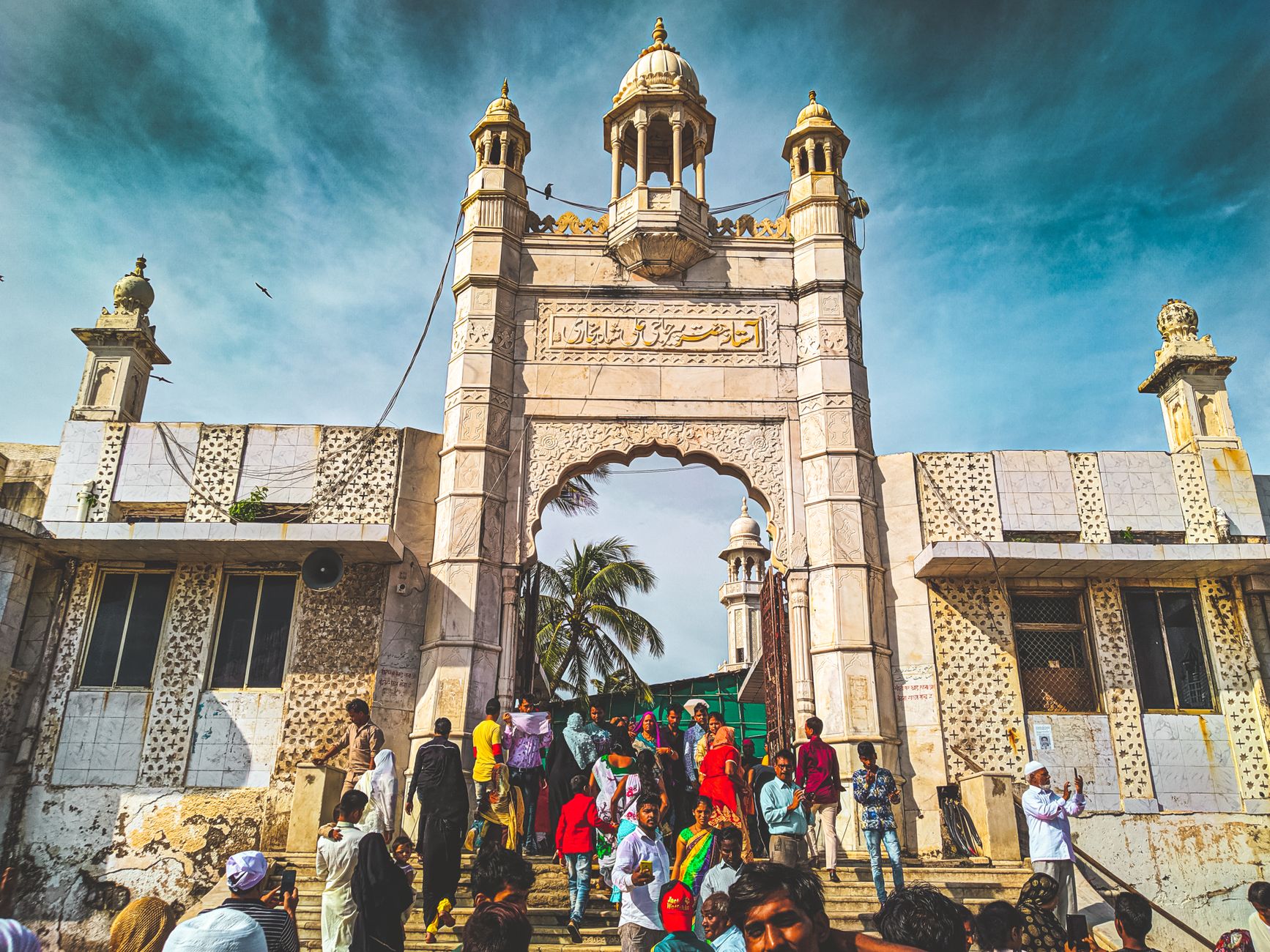 फारस की खाड़ी में अभी भी फंसे हैं सैकड़ों जहाज, मदद के लिए UN की एजेंसी बना रही प्लान
