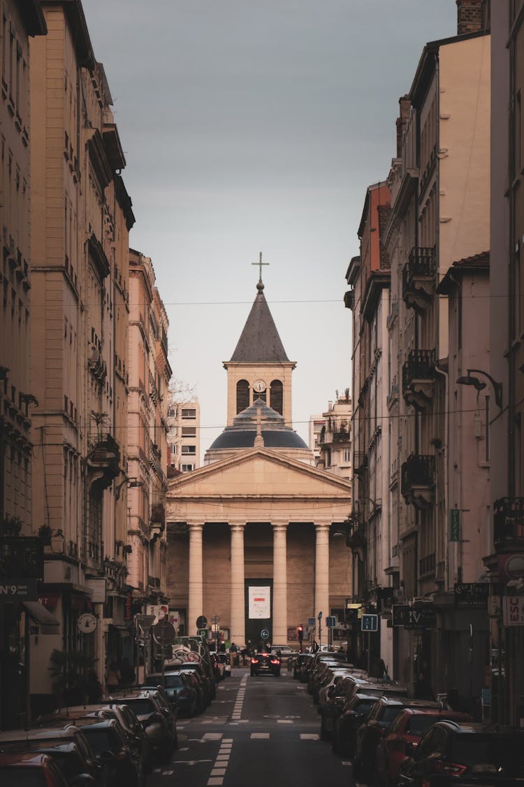 Saint Pierre Cathedral Church