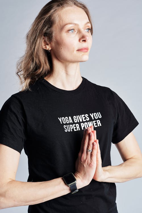 Free Woman in Black Crew Neck T-shirt Stock Photo