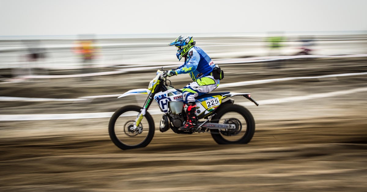 日経平均突破1100日元大关,市场情绪回暖 日経平均突破1100日元大关,市场情绪回暖