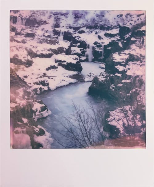 Бесплатное стоковое фото с polaroid, вода, гора