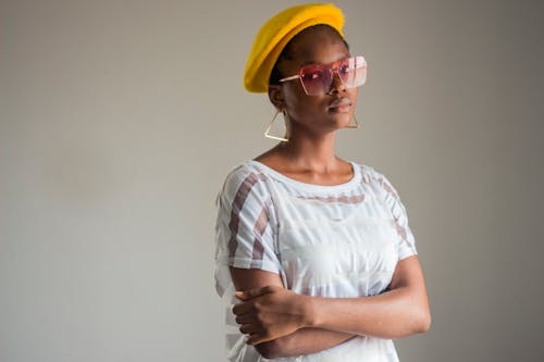 Ingyenes stockfotó afro-amerikai nő, álló kép, beltéri témában