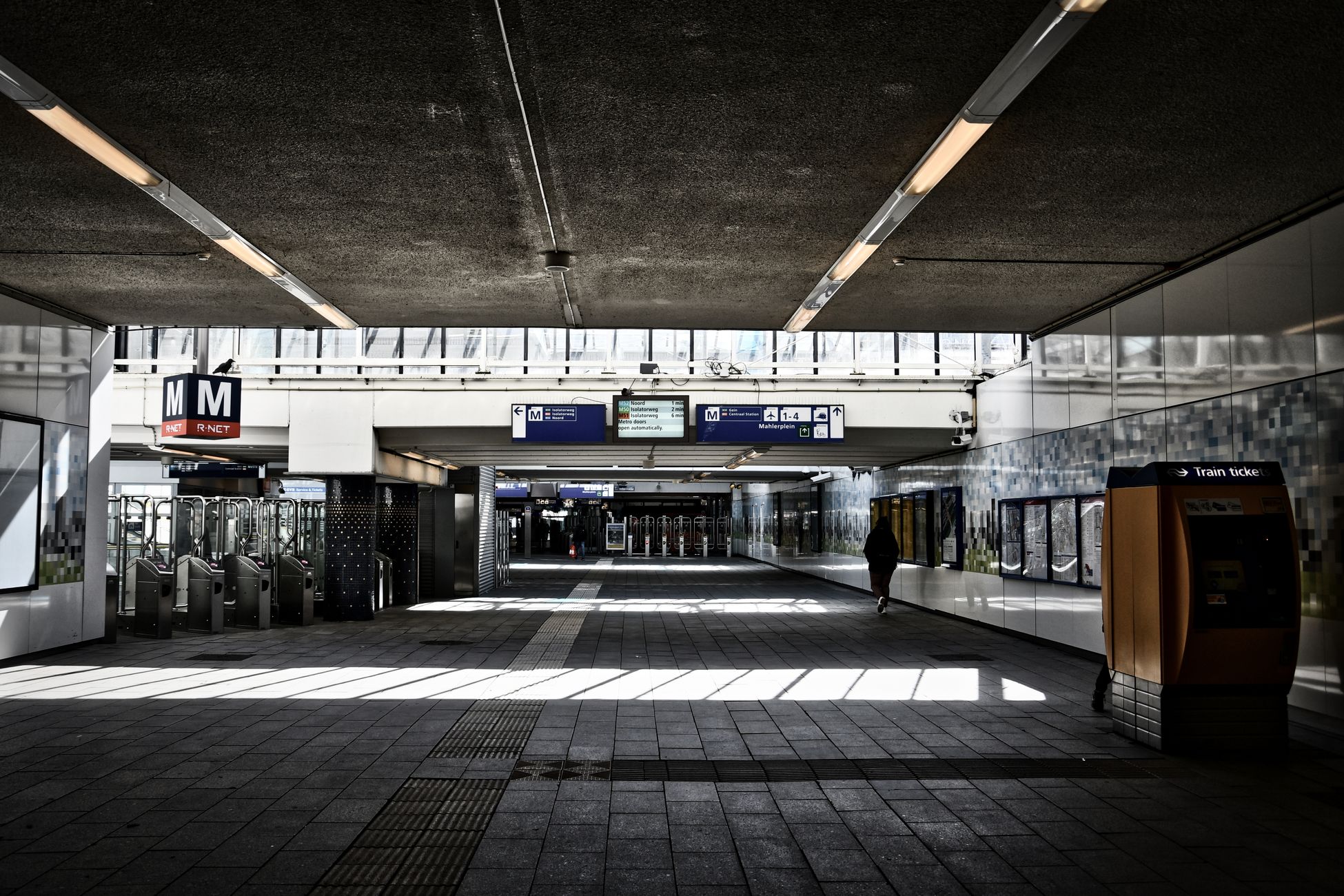 AT5 Nieuws van woensdag 10 juni