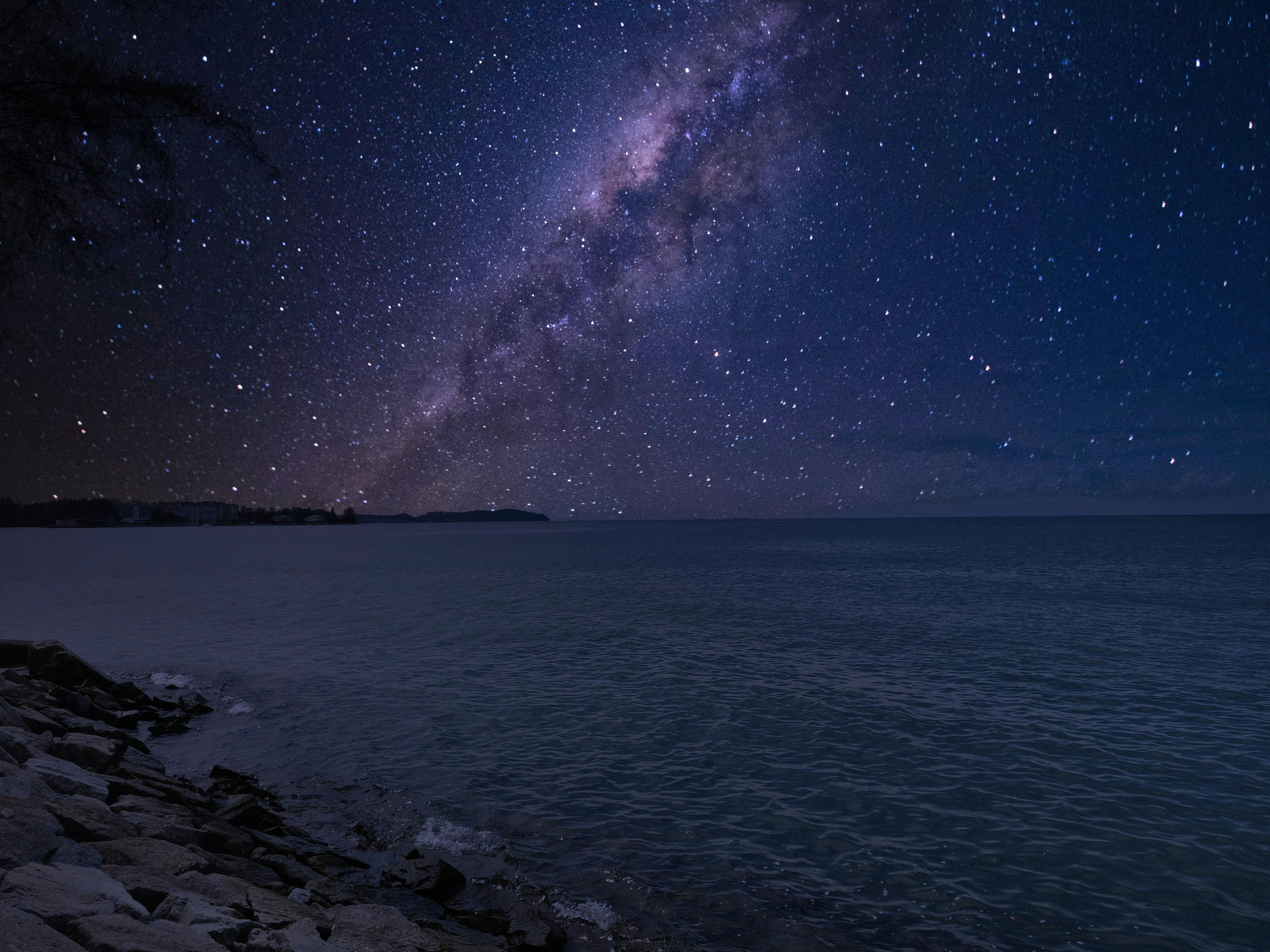 night sea of stars