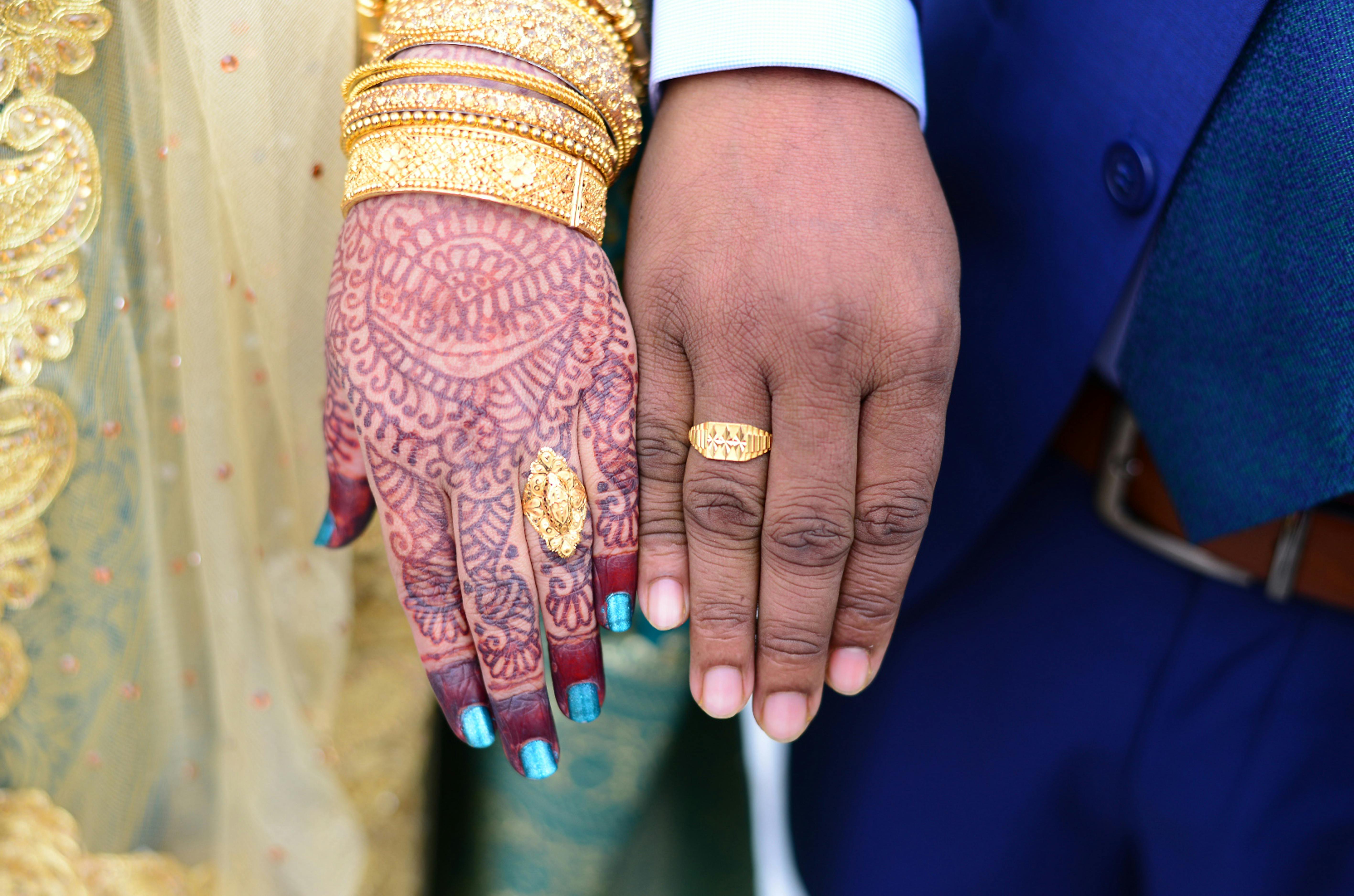 Significance Of Engagement Ring In Hindu Religion In Hindi| सगाई की अंगूठी  का क्या है महत्व, जानें| | significance of engagement ring in hindu  religion | HerZindagi