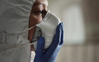 Cách ly Ebola cản trở công tác ứng cứu: nhân viên y tế