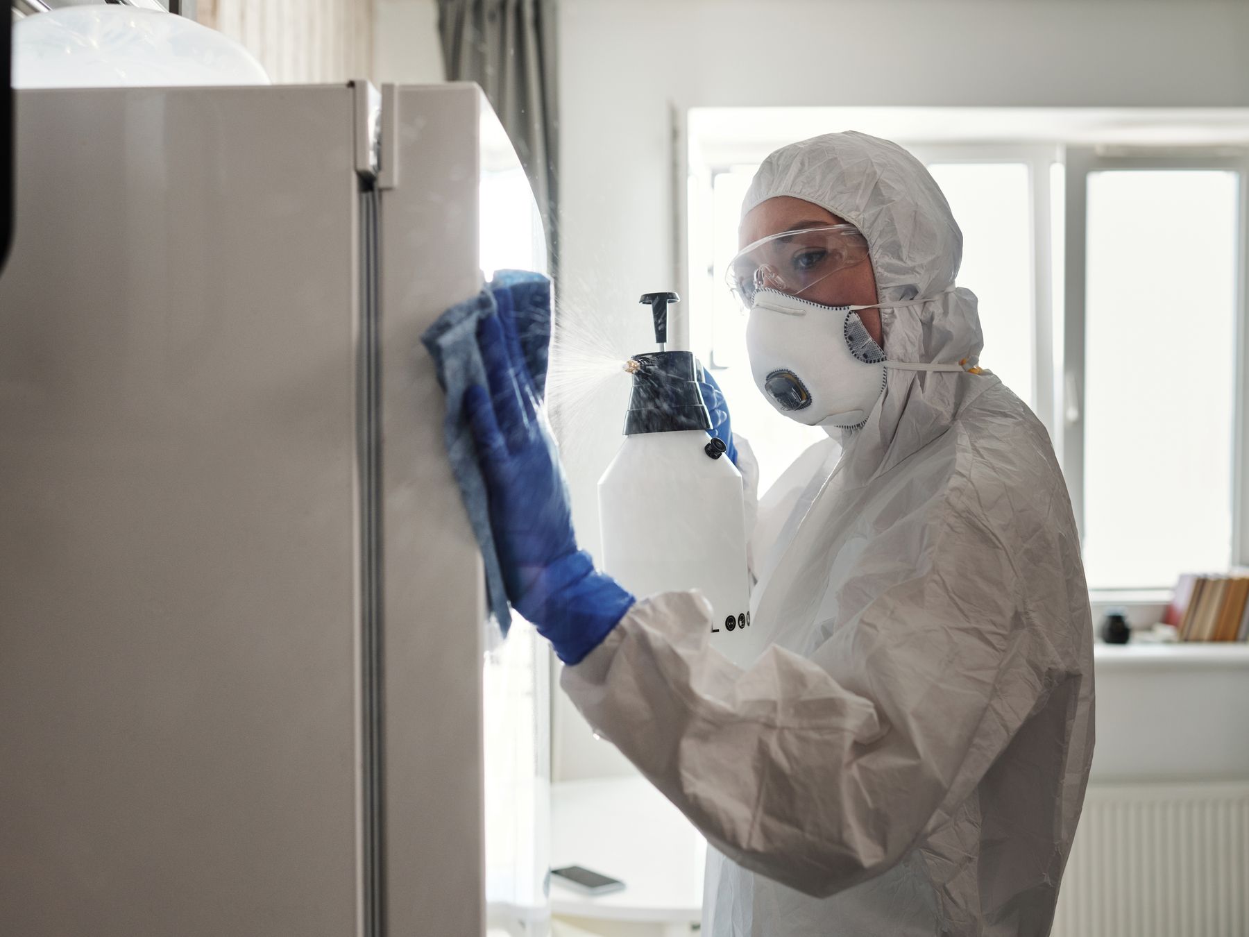 Kitchen Spraying in Pentonville — woodwork brushed to a crisp, smooth line