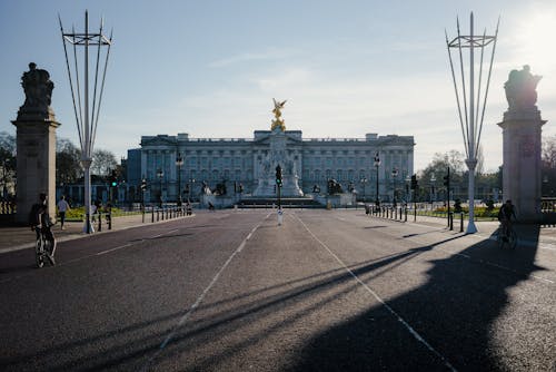 Free The Buckingham Palace During Day Time Stock Photo