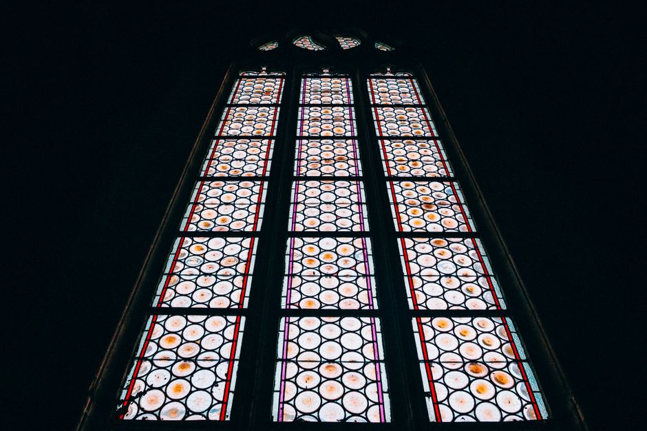 Glass Is Neither a Solid nor a Liquid