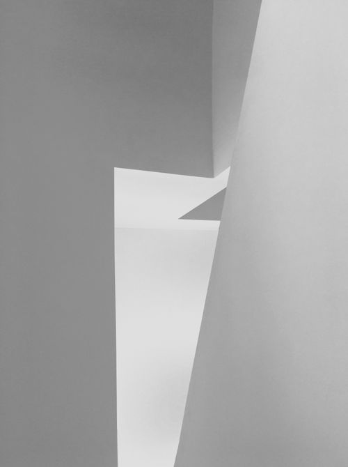 Free Abstract minimalist architectural design showcasing light and shadow play. Stock Photo