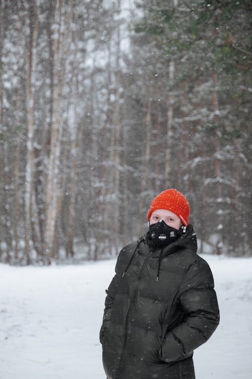 Безкоштовне стокове фото на тему «в’язана шапка, застуда, зима»