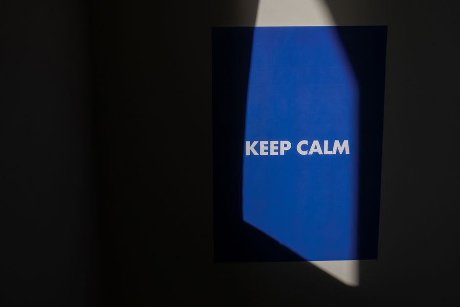 Mood‑Based Color‑Shift Covers