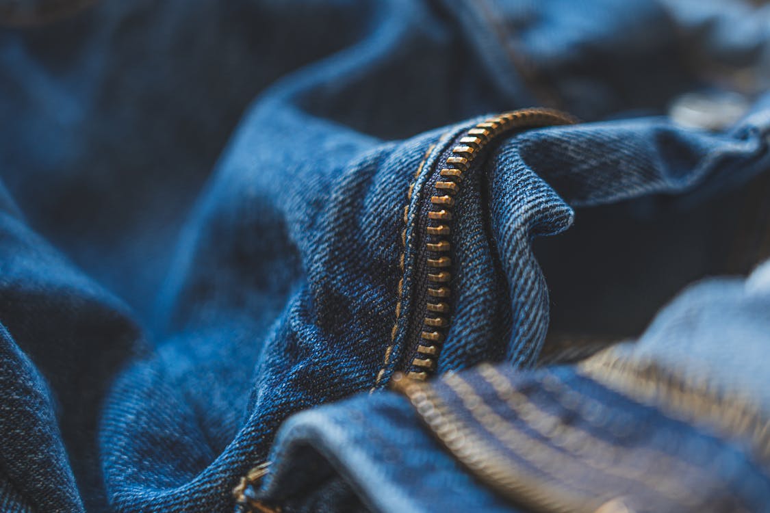 Free Blue Denim Jeans With Focus On Zipper Stock Photo