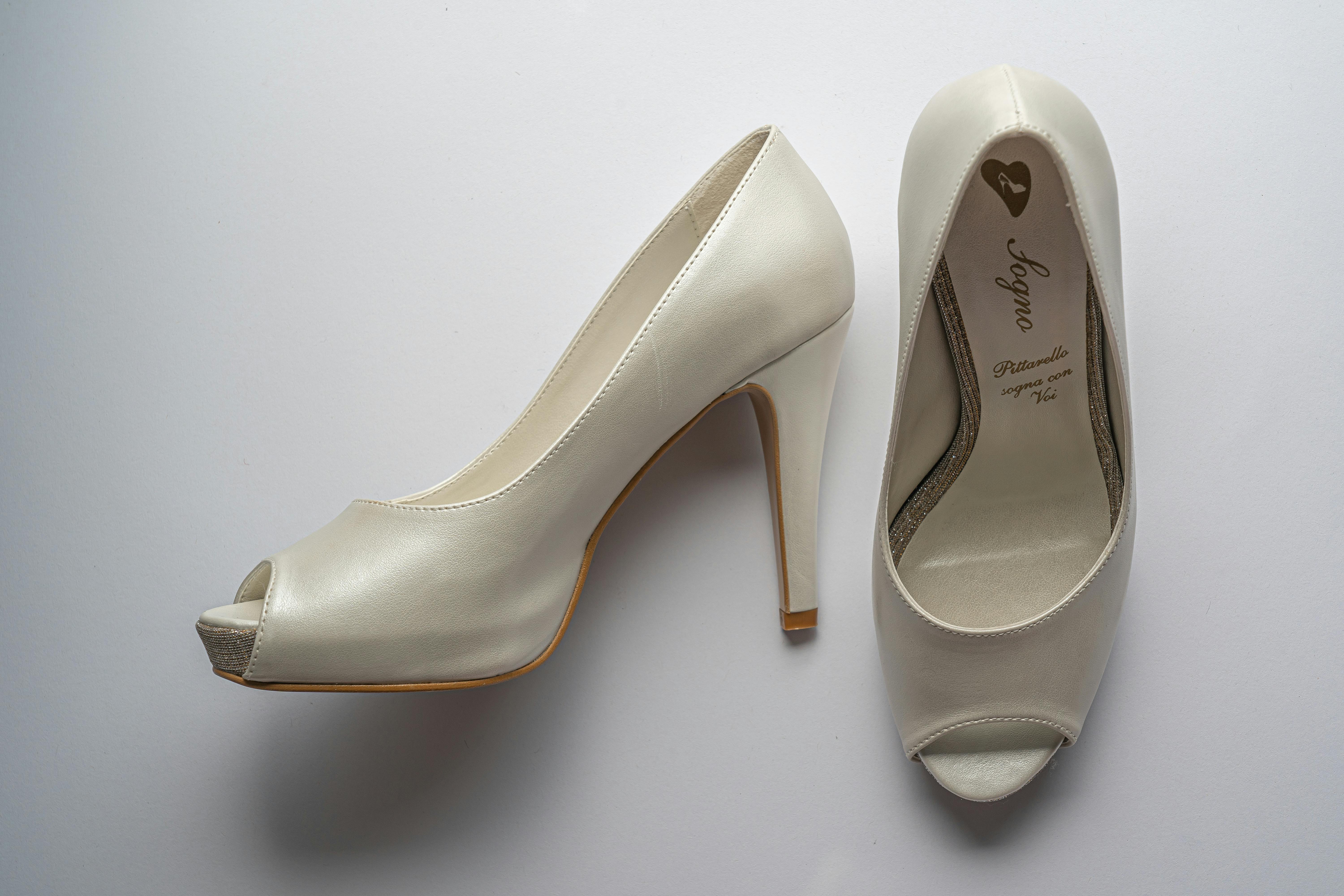 Women\u0026#39;s Gray Peep Toe Heeled Shoes \u00b7 Free Stock Photo