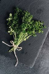 Bunch of flat leaf parsley — photo by alleksana on Pexels