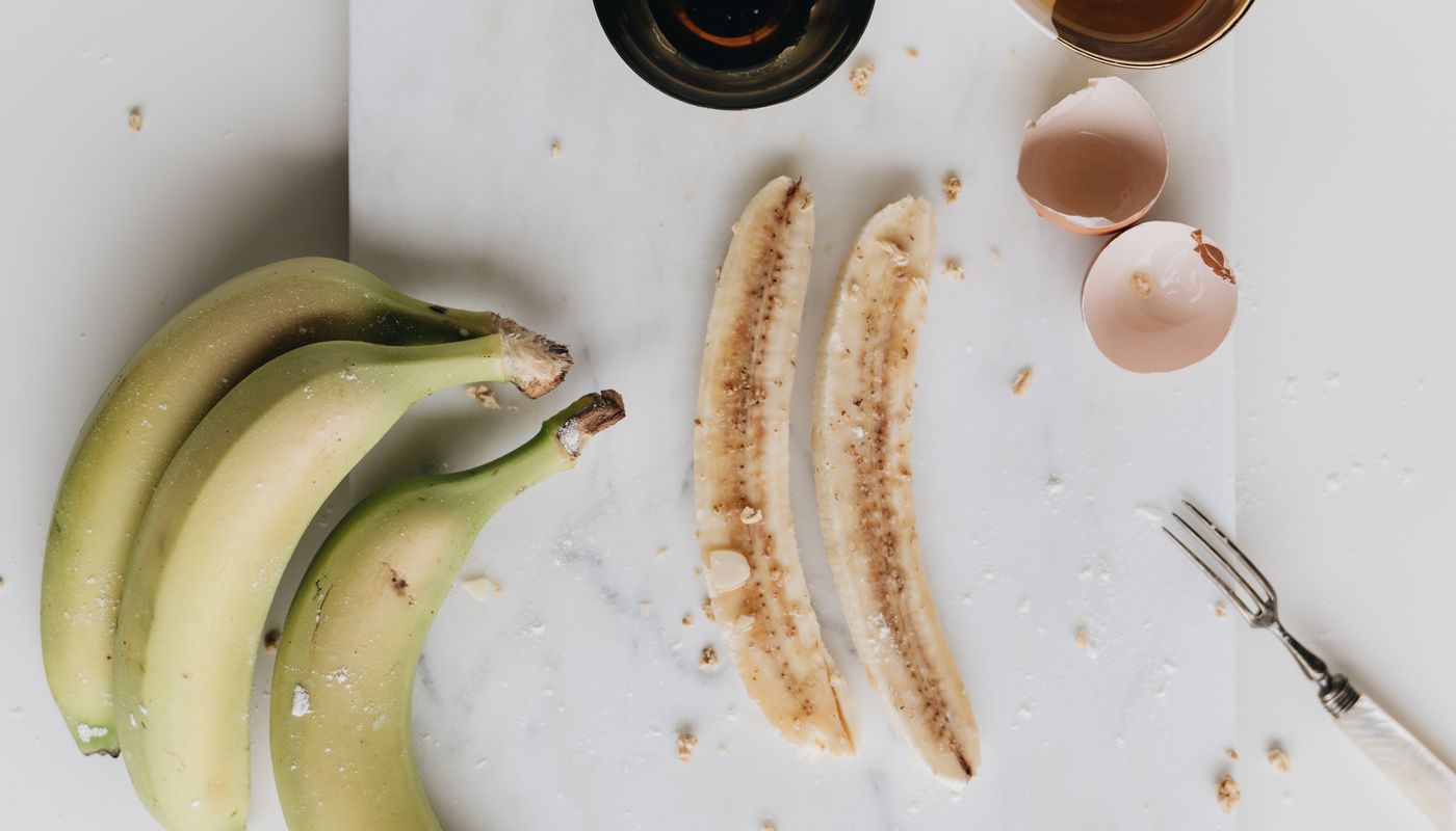 protein pancake recipe — Healthy breakfast with bananas and eggs · Free. Photo: Pexels