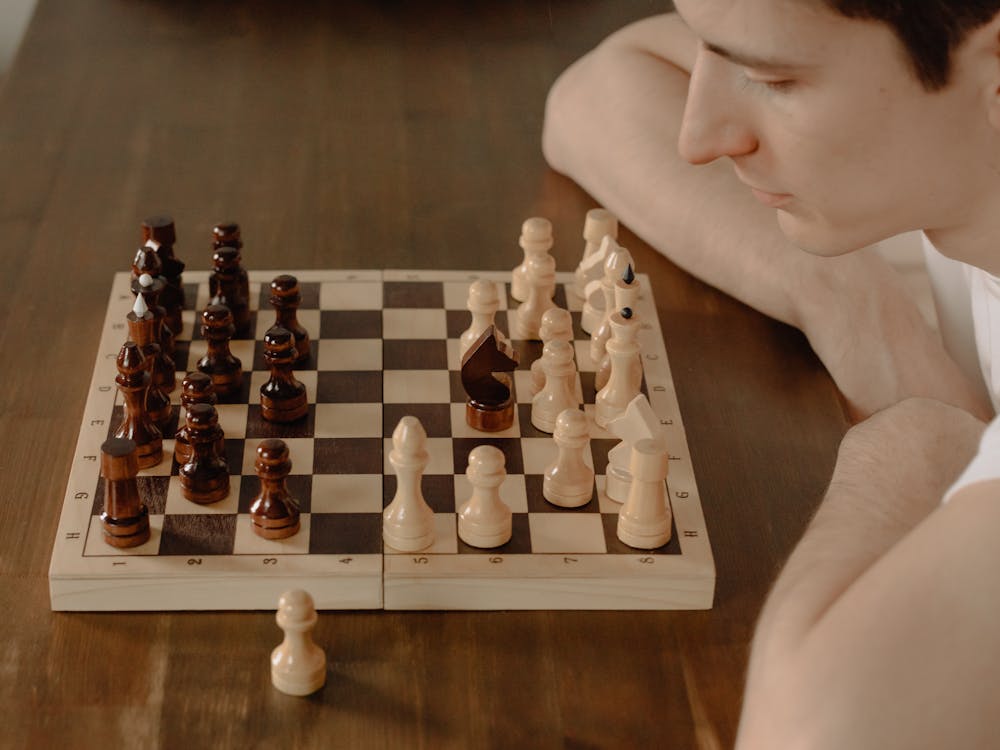 Jugando ajedrez
