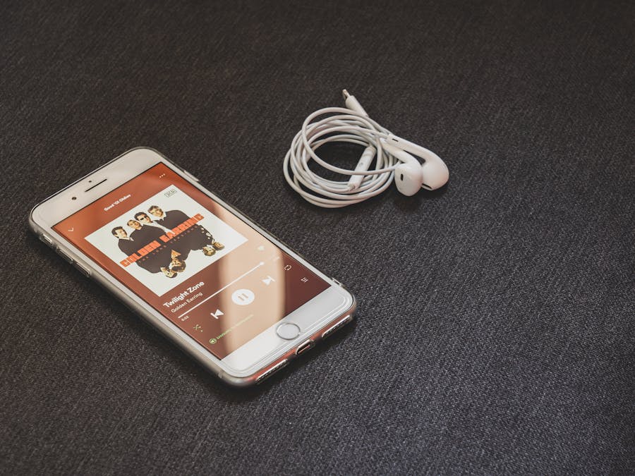 What is the main concept of social media?