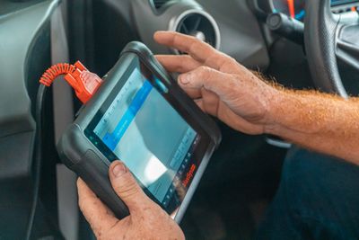 Kompiuterinė diagnostika OBD įranga autoservise Vilniuje