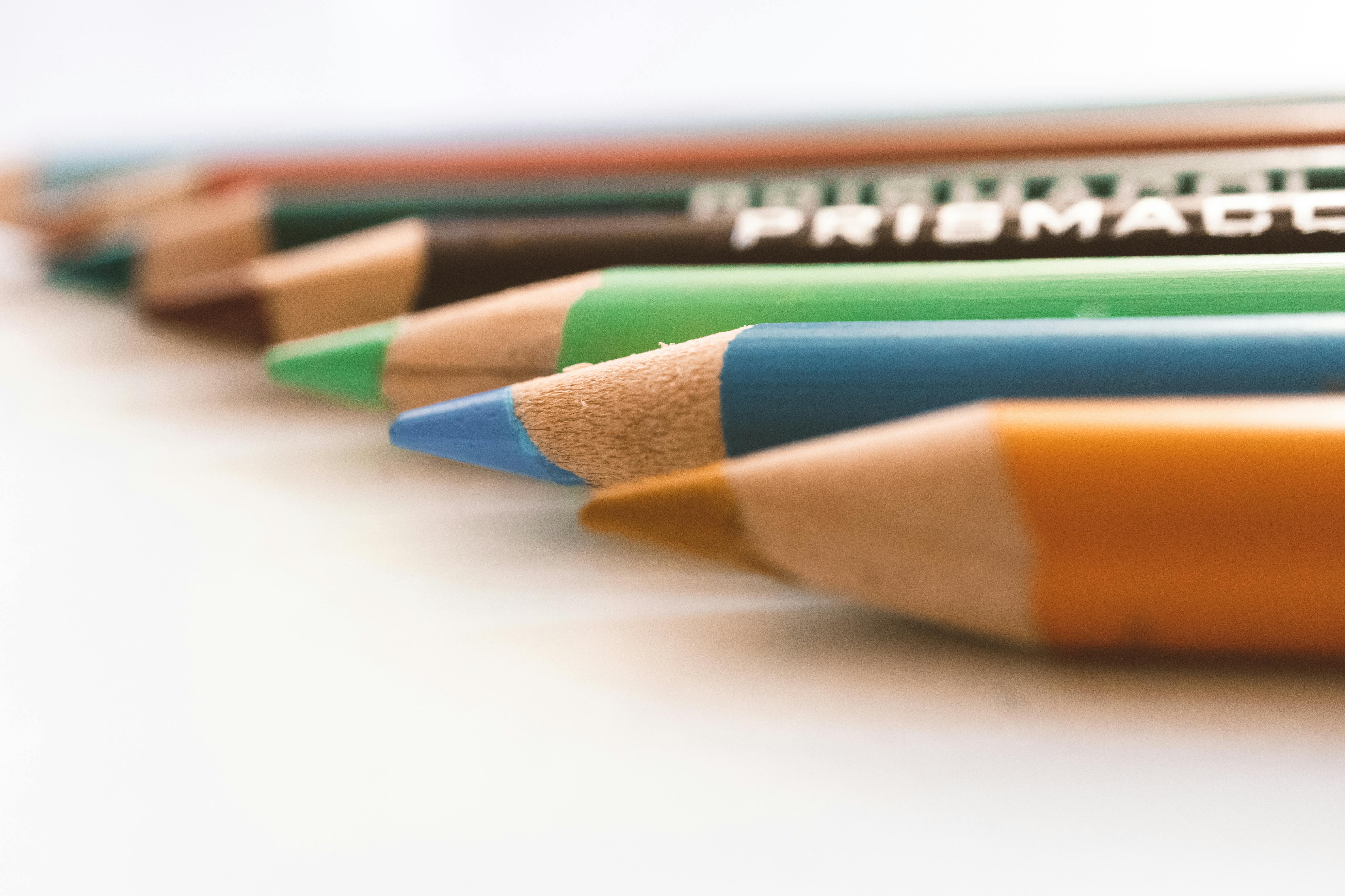 A detailed close-up image of colored pencils showcasing vibrant colors and sharp tips, perfect for art and creativity themes.