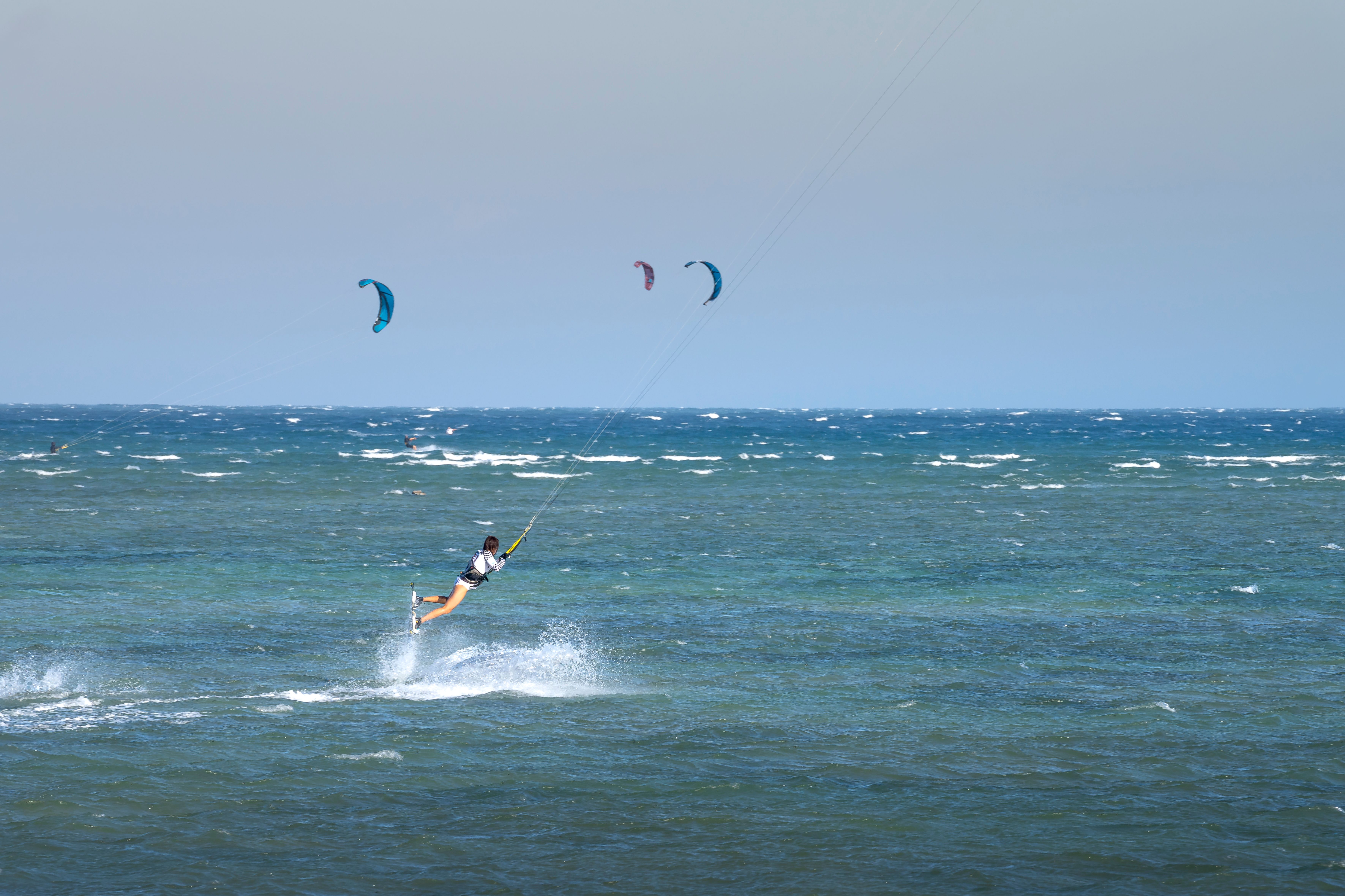 À tire-d'aile : Where Combrit's Wind Athletes Take Flight