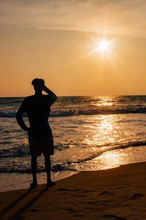 Foto d'estoc gratuïta de a la vora de l'oceà, alba, capvespre