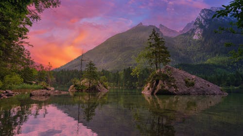 Free Scenic Photo Of Lake During Dawn  Stock Photo