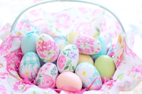 Безкоштовне стокове фото на тему «барвистий, Великдень, великодні яйця»