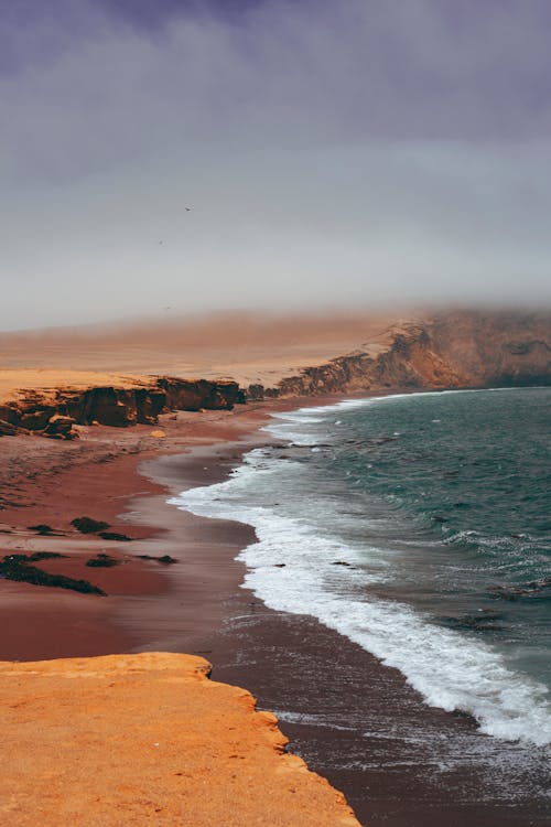 Foto profissional grátis de à beira-mar, abismo, água