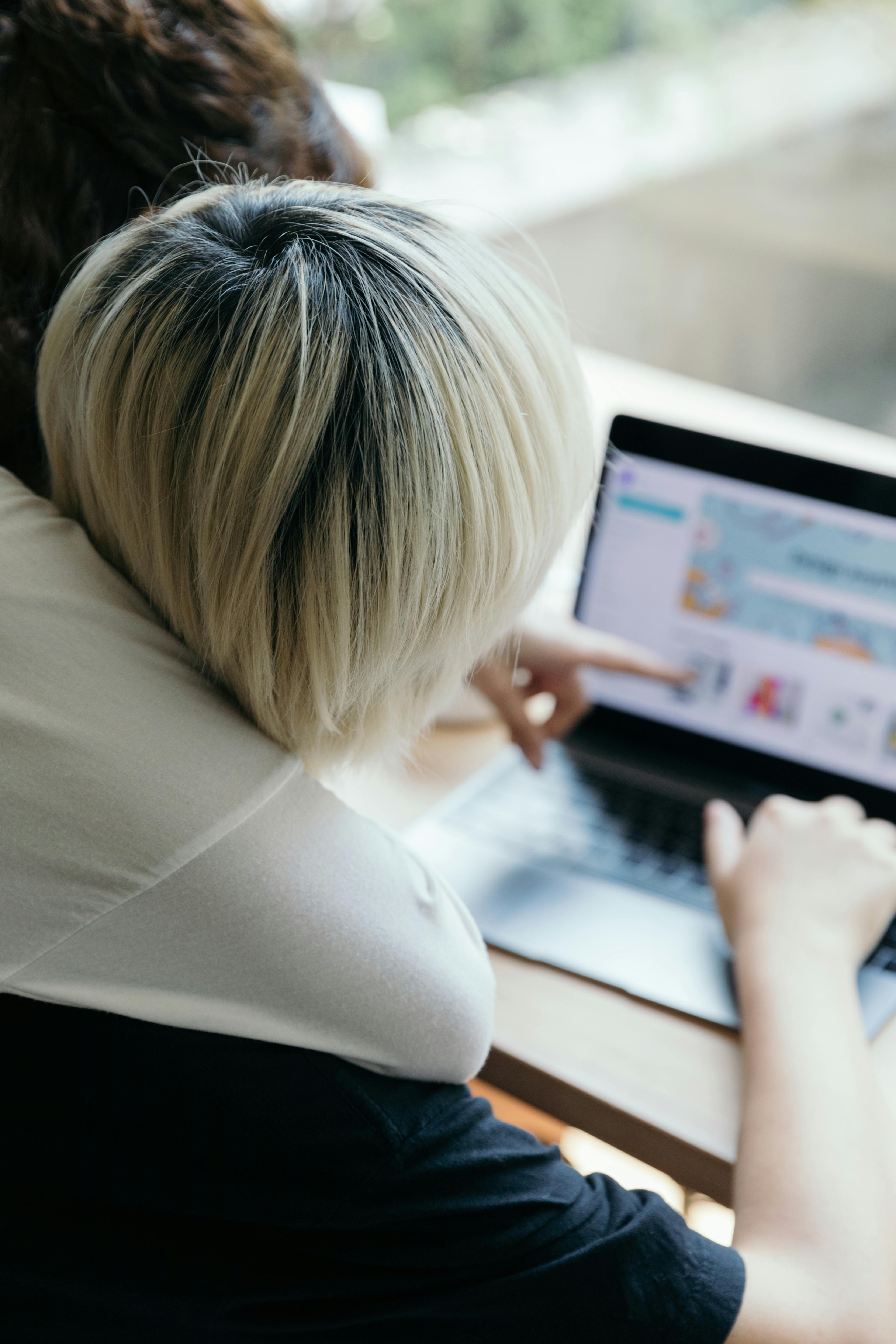 Key Characteristics of Power Couples in Philanthropy