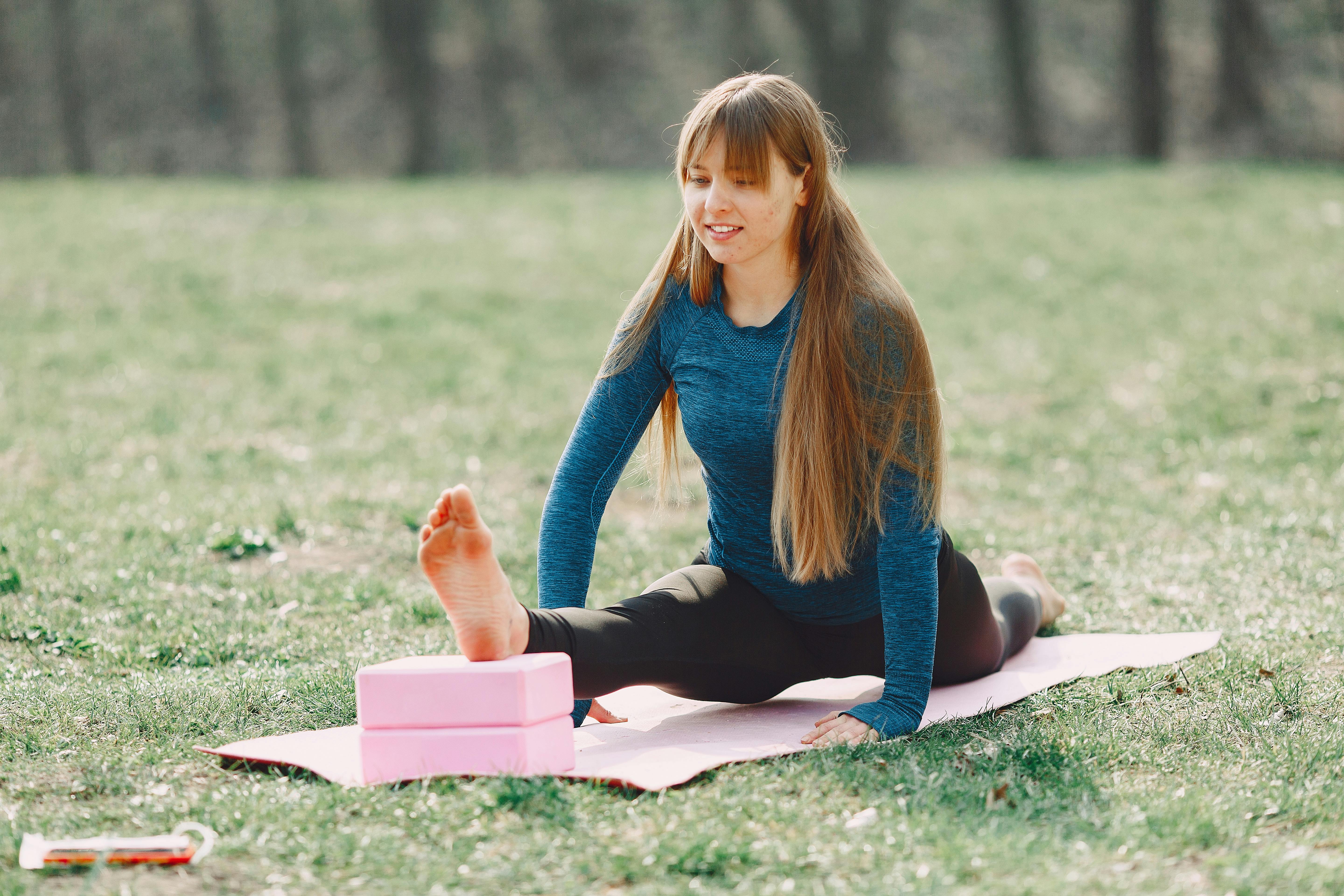 1,400+ Woman Yoga Block Stock Photos, Pictures & Royalty-Free