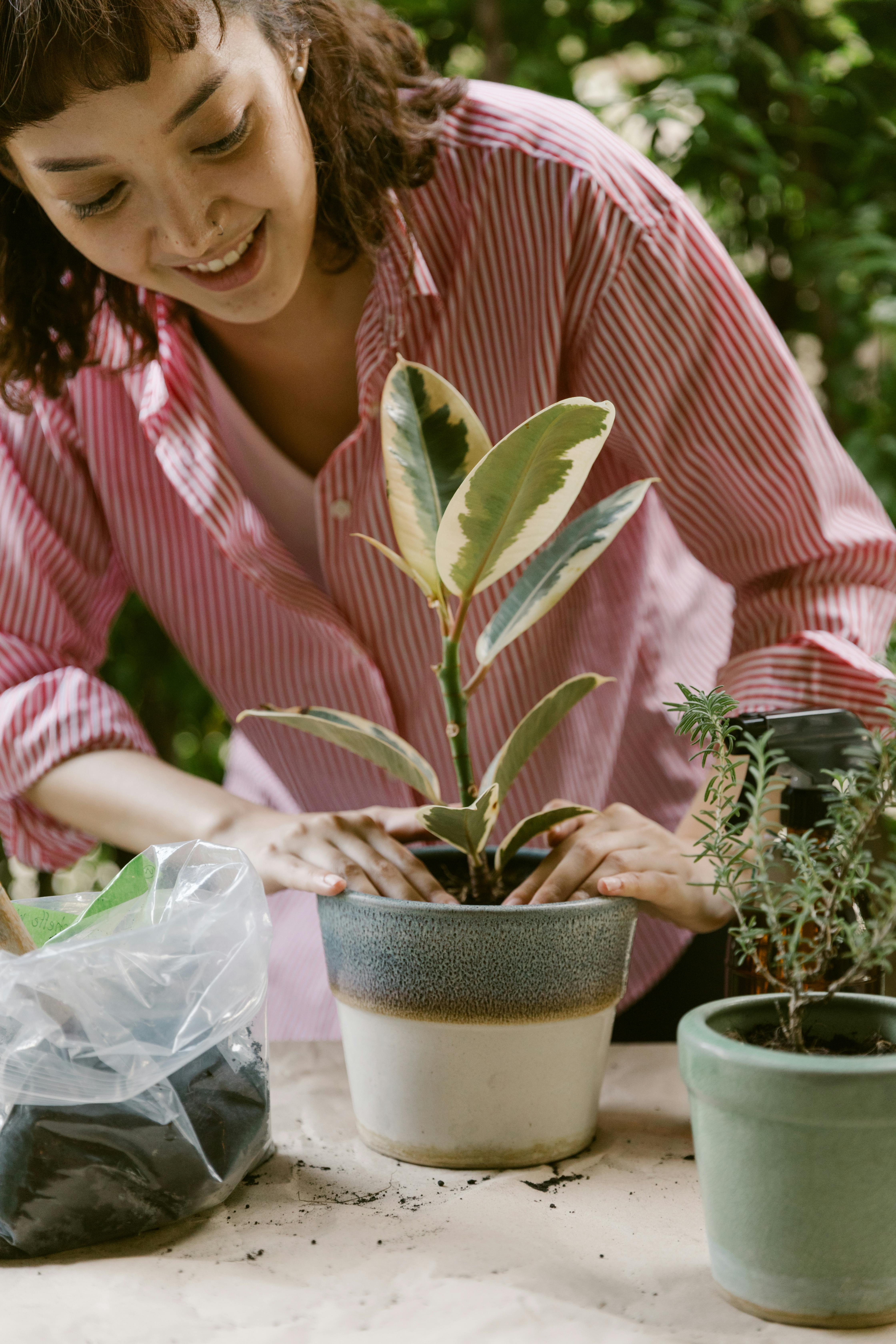 Grow Your Green Thumb with Plant Care Apps
