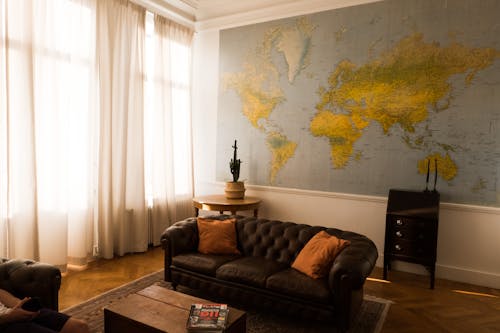 Dünya haritası, ev içi, evde içeren Ücretsiz stok fotoğraf