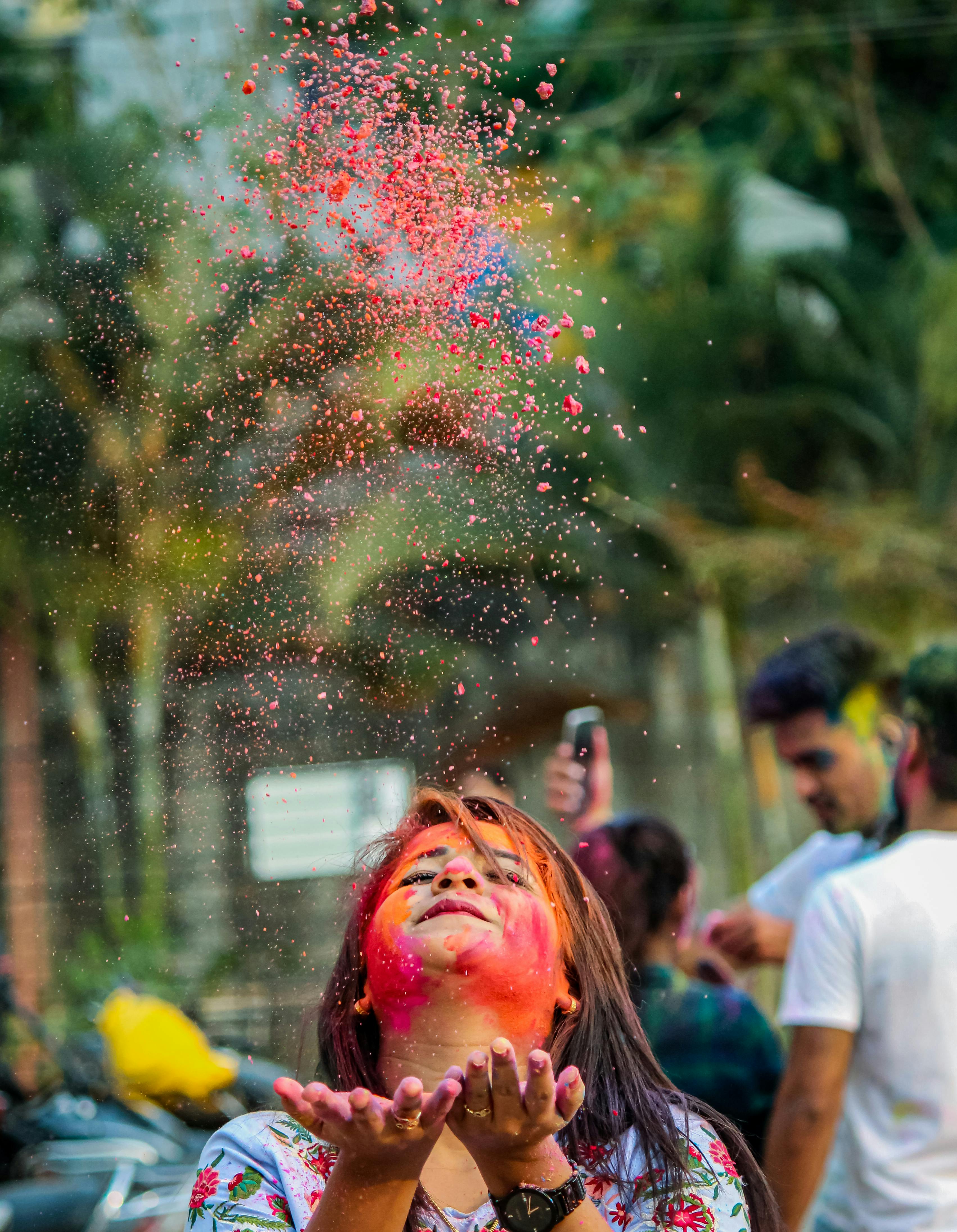 Happy Holi: The Last Festival Before Covid | by G Dondlinger | The Expat  Chronicles | Medium