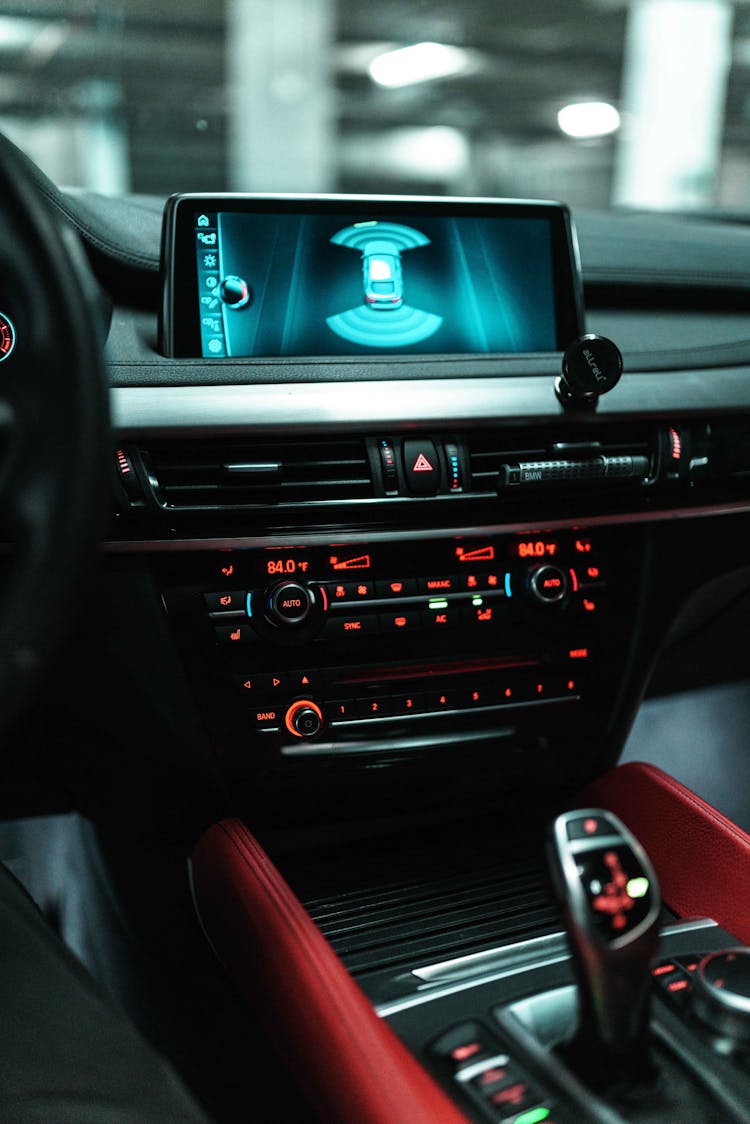 Screen On Dashboard In Car