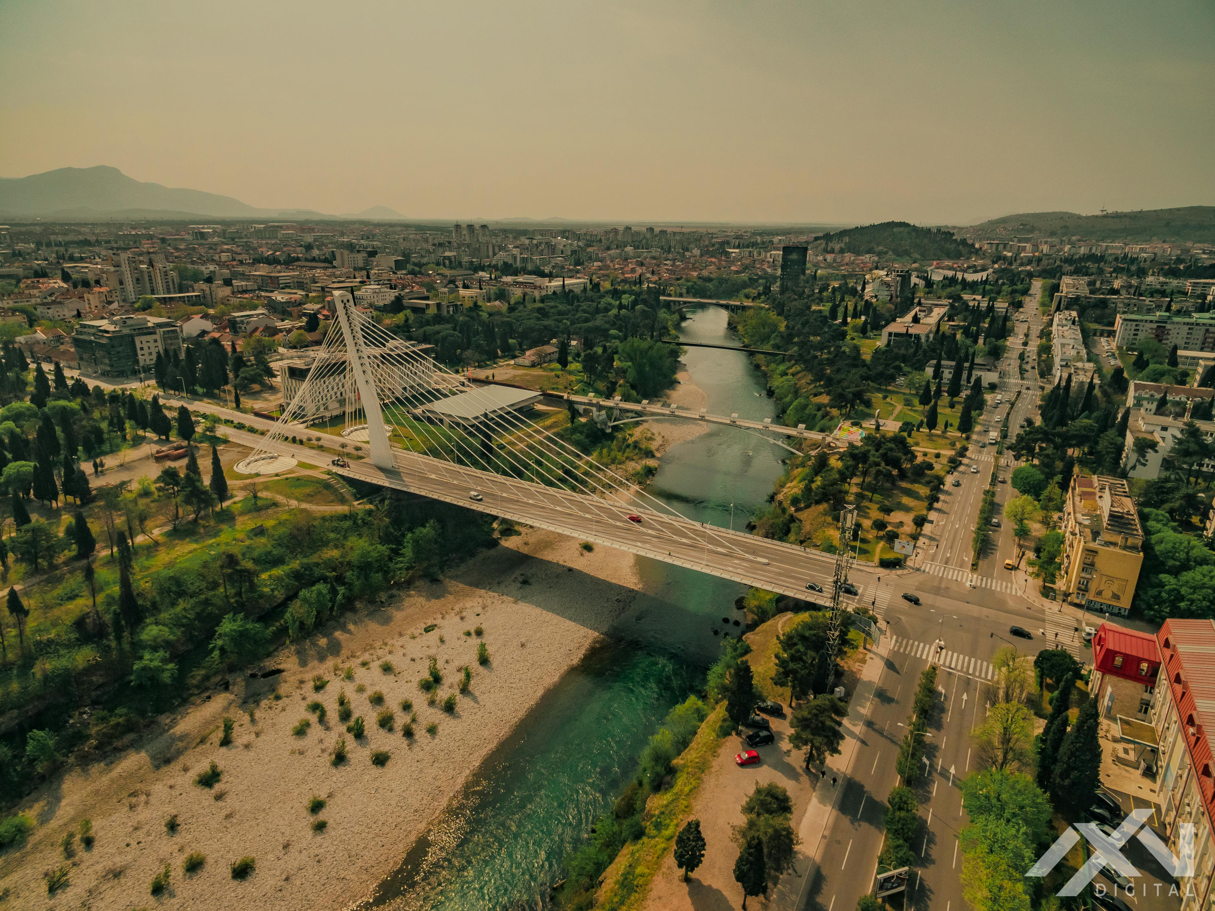 جامعة البطانة