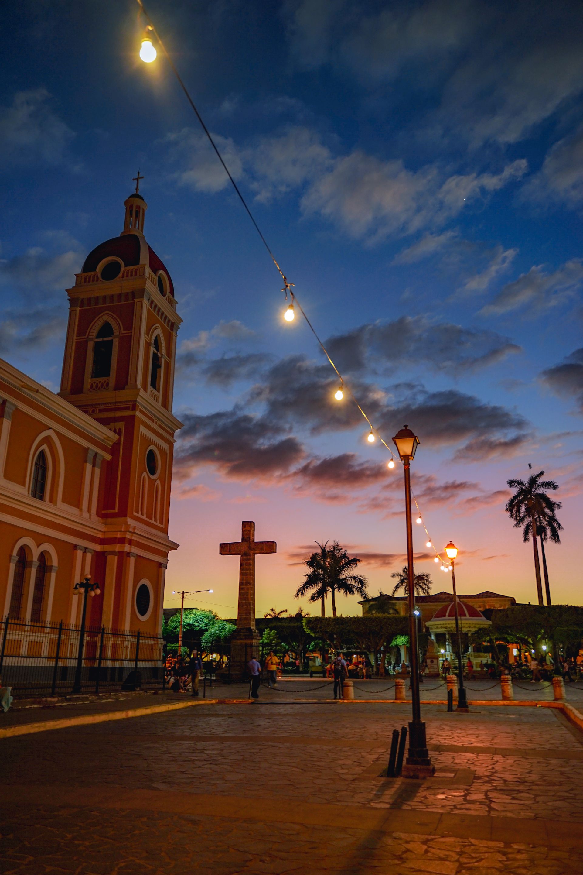 Cathédrale de Granada Nicaragua coucher de soleil colonial