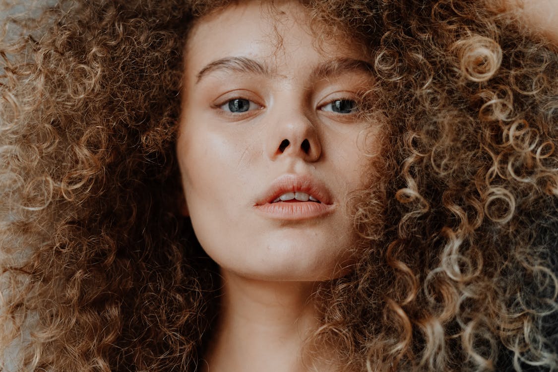 10 Hair Care Tips For Curly Hair