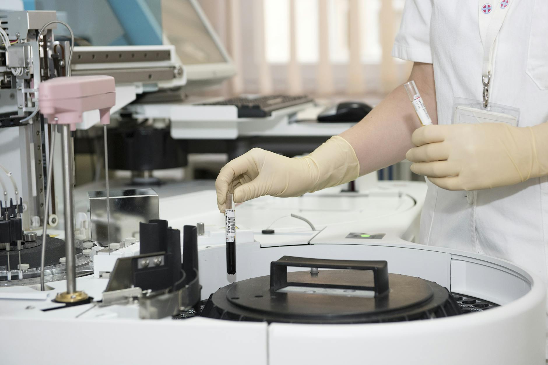 nurse doing lab performances